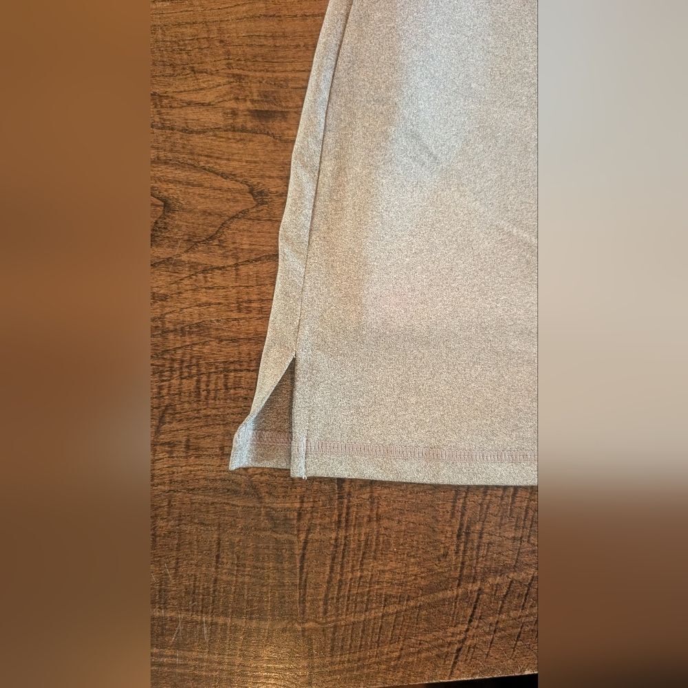 Elegant Silver Women's Golf Skort - Picture 2 of 6
